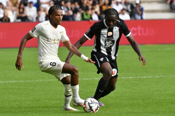 
Prediksi Ligue 1: Lorient vs Angers, Laga Ketat di Stade du Moustoir