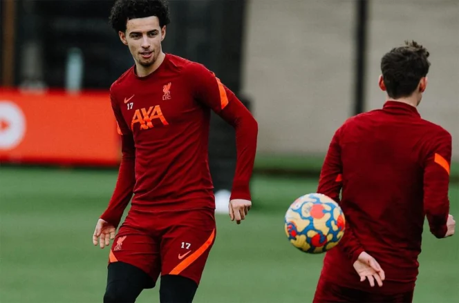 
Perubahan Pemain Liverpool dalam Laga Lawan Nottingham Forest